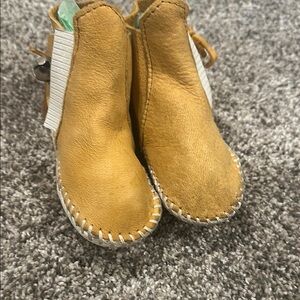 Kids Tan Leather Moccasins